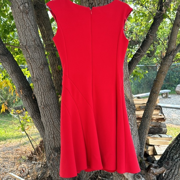 Red le chateau dress size small - Picture 3 of 4